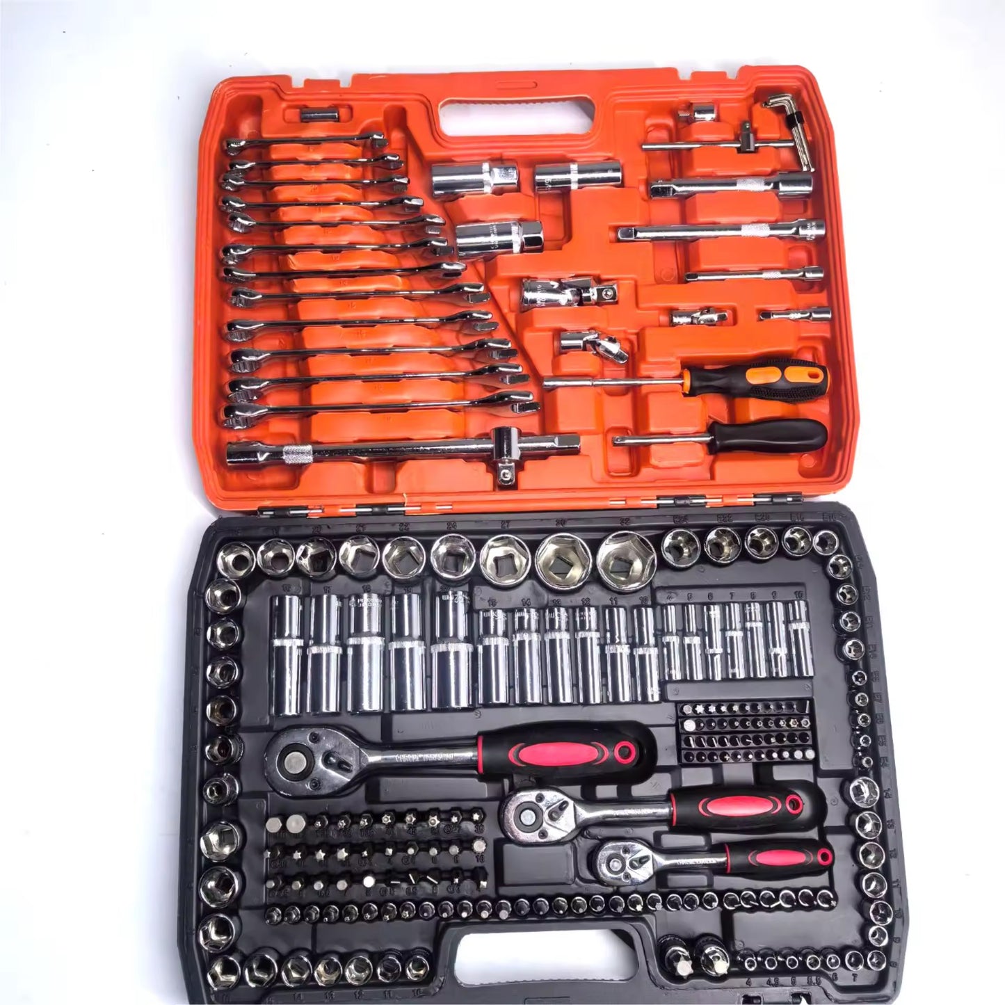 Kit d’outils complet 121 pièces